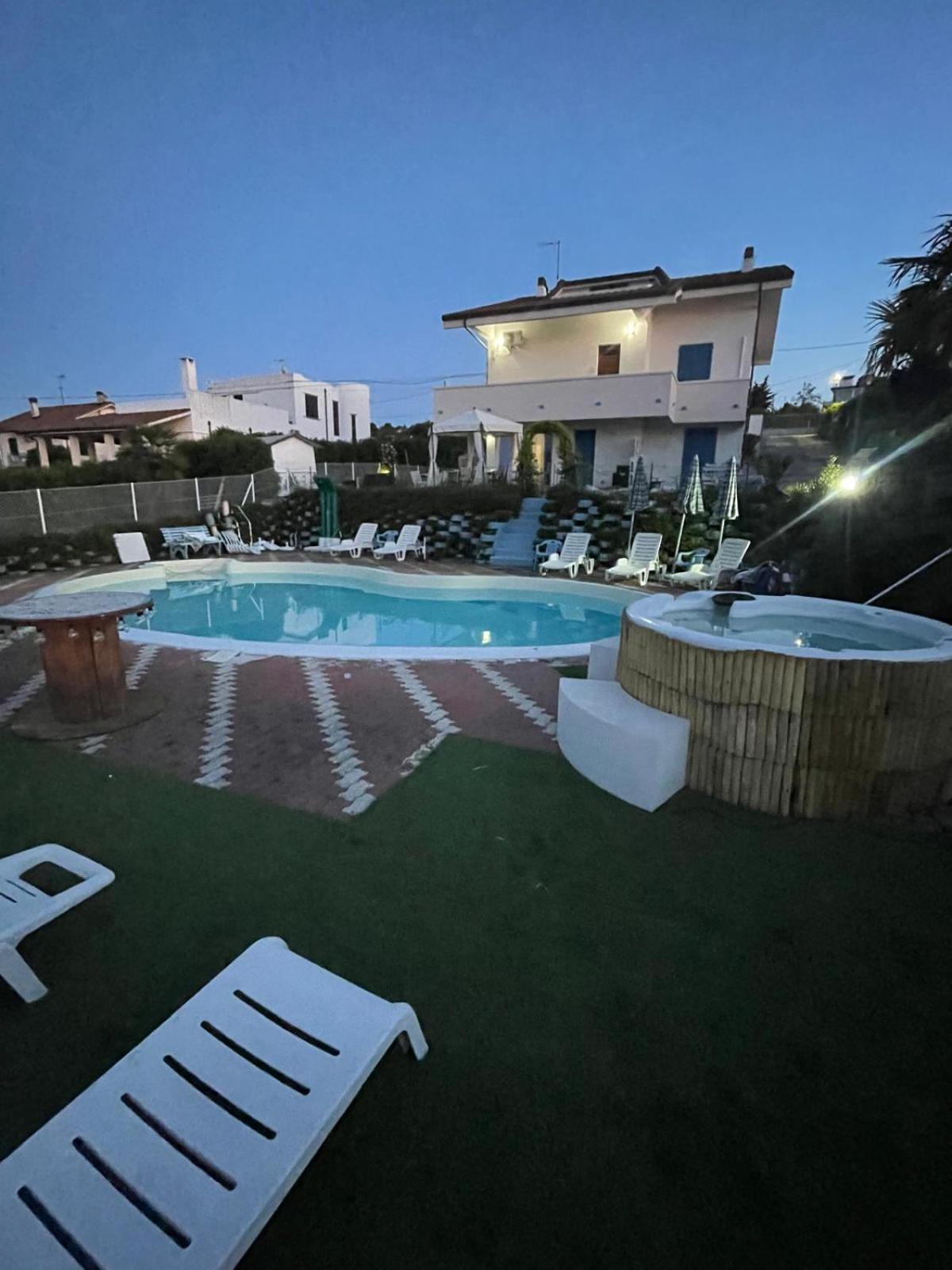B&B Villa Alma San Costanzo Экстерьер фото